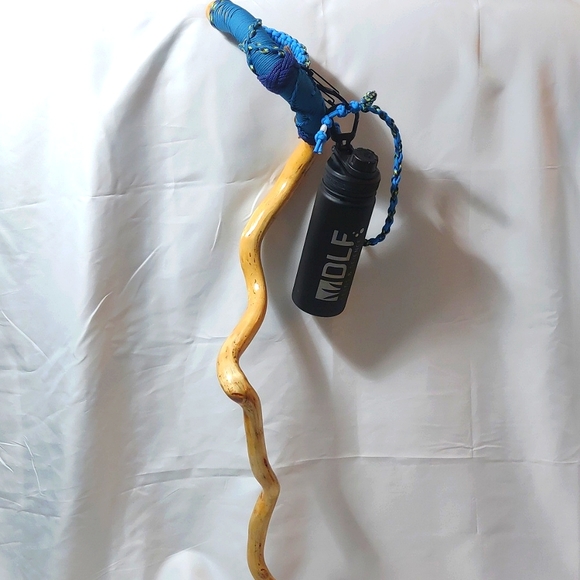 Crazy Twisted, Paracord Wrapped, Hiking/Walking Cane - Picture 9 of 11